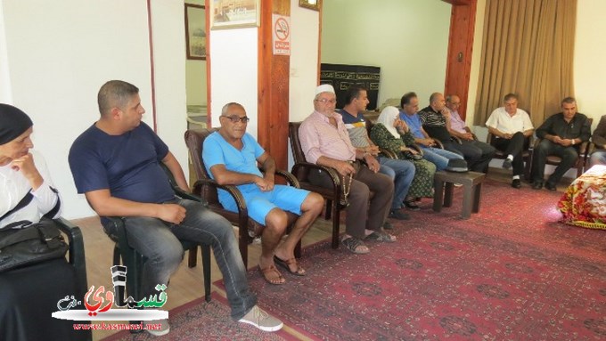 الطيبي جلب 167 الف شيقيل واجتمع باهالي عكا وباهالي المبنى الذي تدمر في الكارثة ومعه